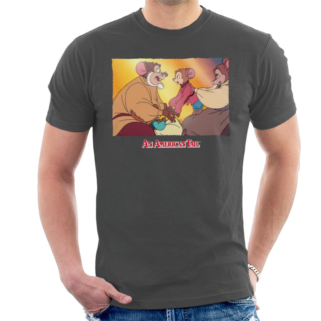 An American Tail Papa And Fievel Embrace Men's T-Shirt product image 4